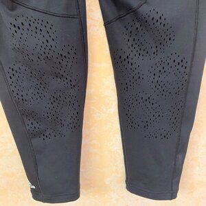 2️⃣ for $20 adidas 7/8 length PRIMEBLUE leggings with laser cut-outs BLACK MED